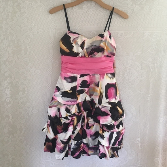 B Darlin Dresses & Skirts - NWT bubble Dress Juniors B Darlin Dress size 3/4 Y2K